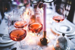 non-alcoholic rose wine in wine glasses
